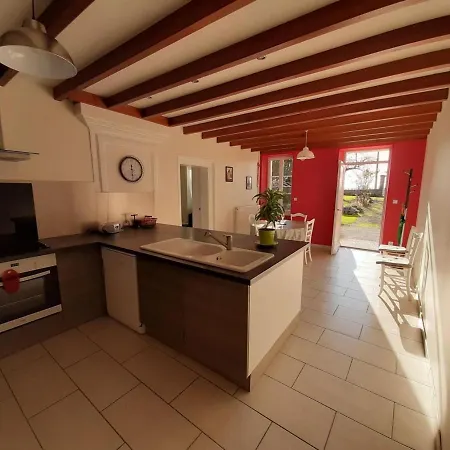 Xviiie Renove Avec Grand Jardin, Au Coeur Du Vignoble De Cognac - Fr-1-653-30 Lignieres-Ambleville