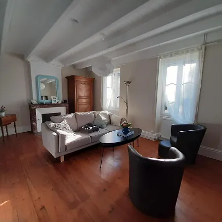 Xviiie Renove Avec Grand Jardin, Au Coeur Du Vignoble De Cognac - Fr-1-653-30 Dom wakacyjny