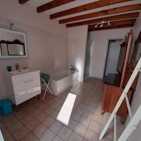 Xviiie Renove Avec Grand Jardin, Au Coeur Du Vignoble De Cognac - Fr-1-653-30 Dom wakacyjny Lignieres-Ambleville