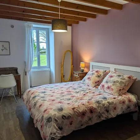 Xviiie Renove Avec Grand Jardin, Au Coeur Du Vignoble De Cognac - Fr-1-653-30