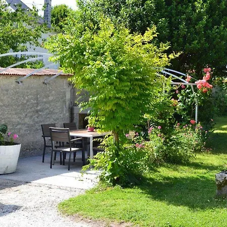 Xviiie Renove Avec Grand Jardin, Au Coeur Du Vignoble De Cognac - Fr-1-653-30 Lignieres-Ambleville