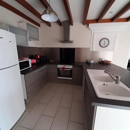 Tatil Evi Xviiie Renove Avec Grand Jardin, Au Coeur Du Vignoble De Cognac - Fr-1-653-30 Lignieres-Ambleville