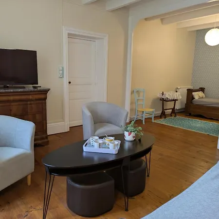 Tatil Evi Xviiie Renove Avec Grand Jardin, Au Coeur Du Vignoble De Cognac - Fr-1-653-30 *