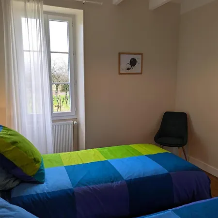 Dom wakacyjny Xviiie Renove Avec Grand Jardin, Au Coeur Du Vignoble De Cognac - Fr-1-653-30 *