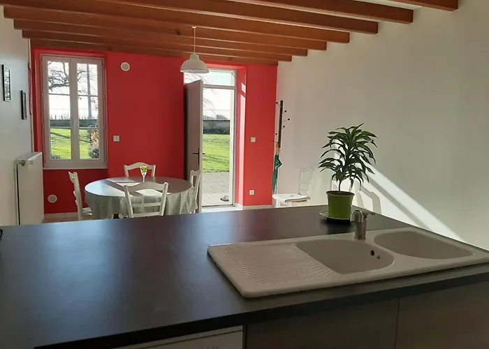 Hébergement de vacances De Charme 2 Au Cœur Du Vignoble - Fr-1-653-30 Lignieres-Ambleville